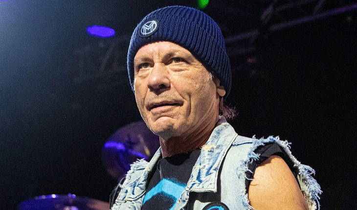BRUCE DICKINSON: confira o making of de “Tears Of The Dragon”