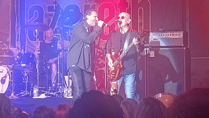 Resenha: Nazareth transforma o Opinião em um templo do rock – Porto Alegre/RS (26/07/26)