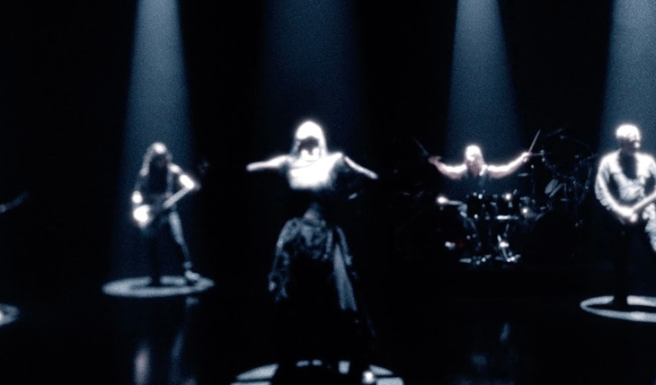 Evanescence lança clipe de “Tell Me When You’ve Had Enough” gravado durante turnê mundial