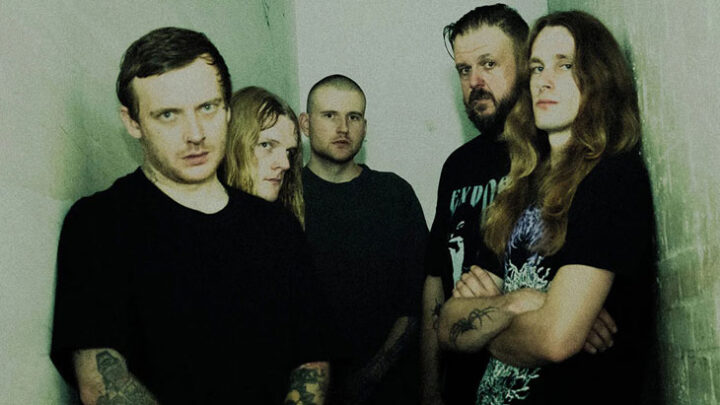 TO THE GRAVE: banda lança “Liberation Front”, novo álbum de estúdio